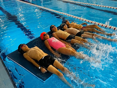 nauka pływania dzieci